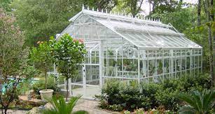 A Gardeners’ Delight: Greenhouses That Fit Your Style